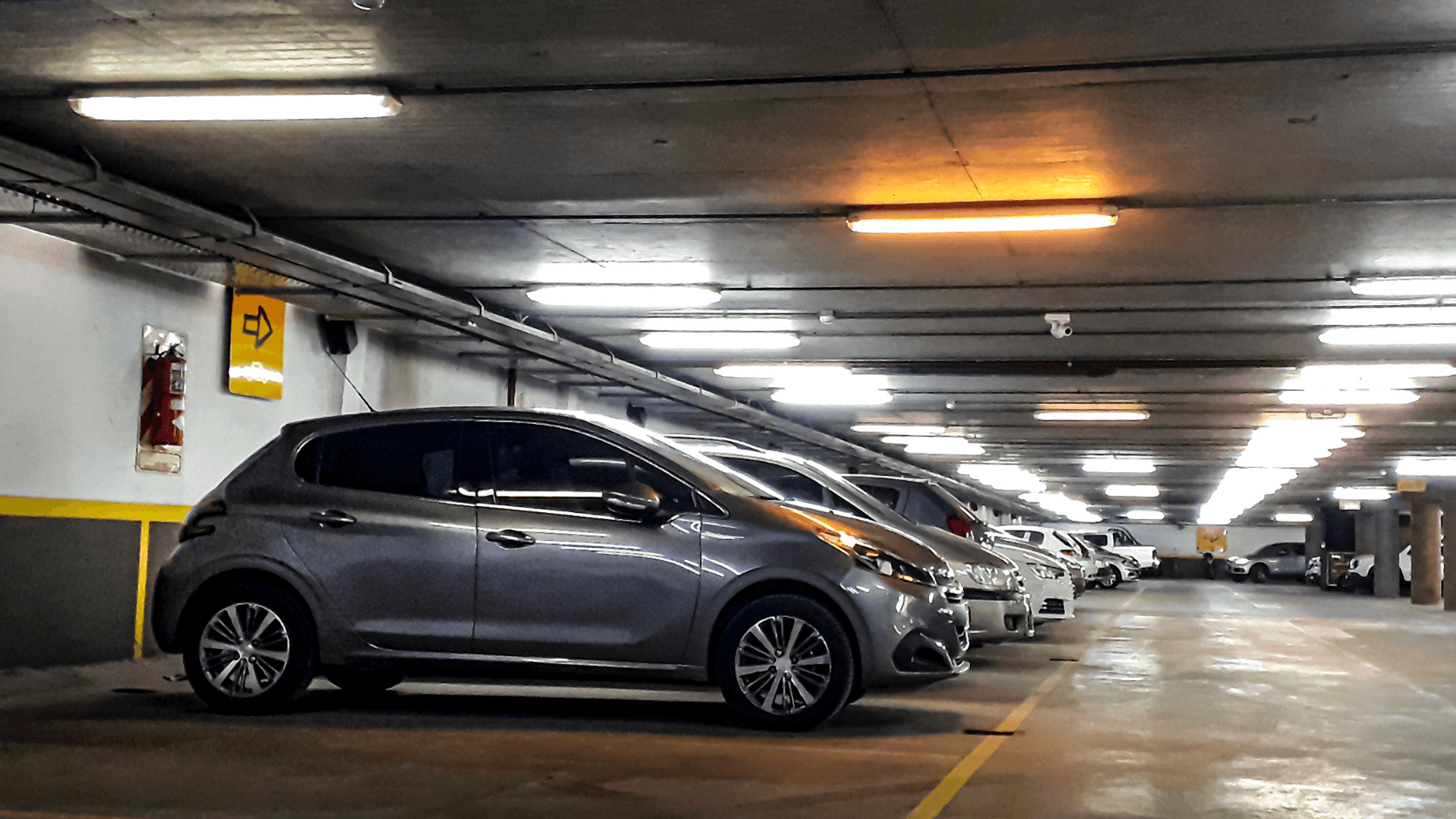 חניונים - תכנון והקמה של מערכות חניה מתקדמות 1 חניונים